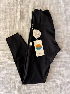 Vuori Black AllTheForm Pocket Leggings
